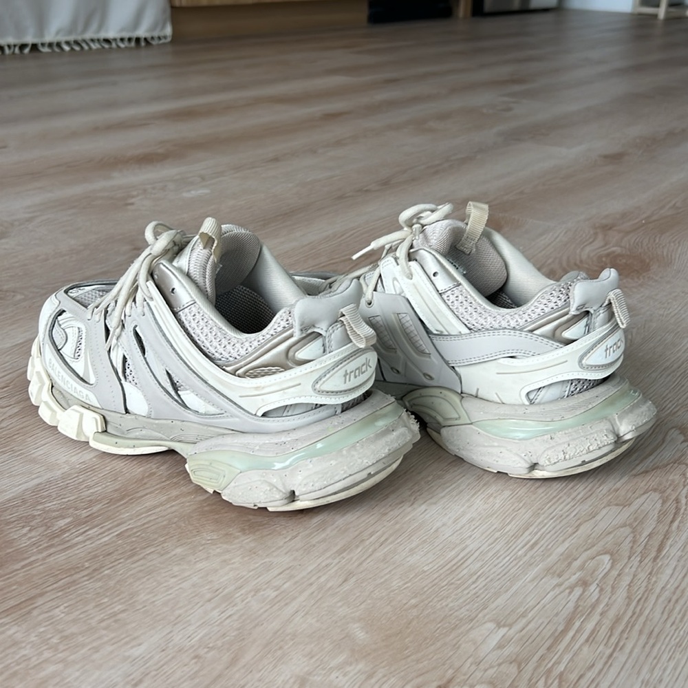 Balenciaga Track Sneakers - Picture 4 of 6